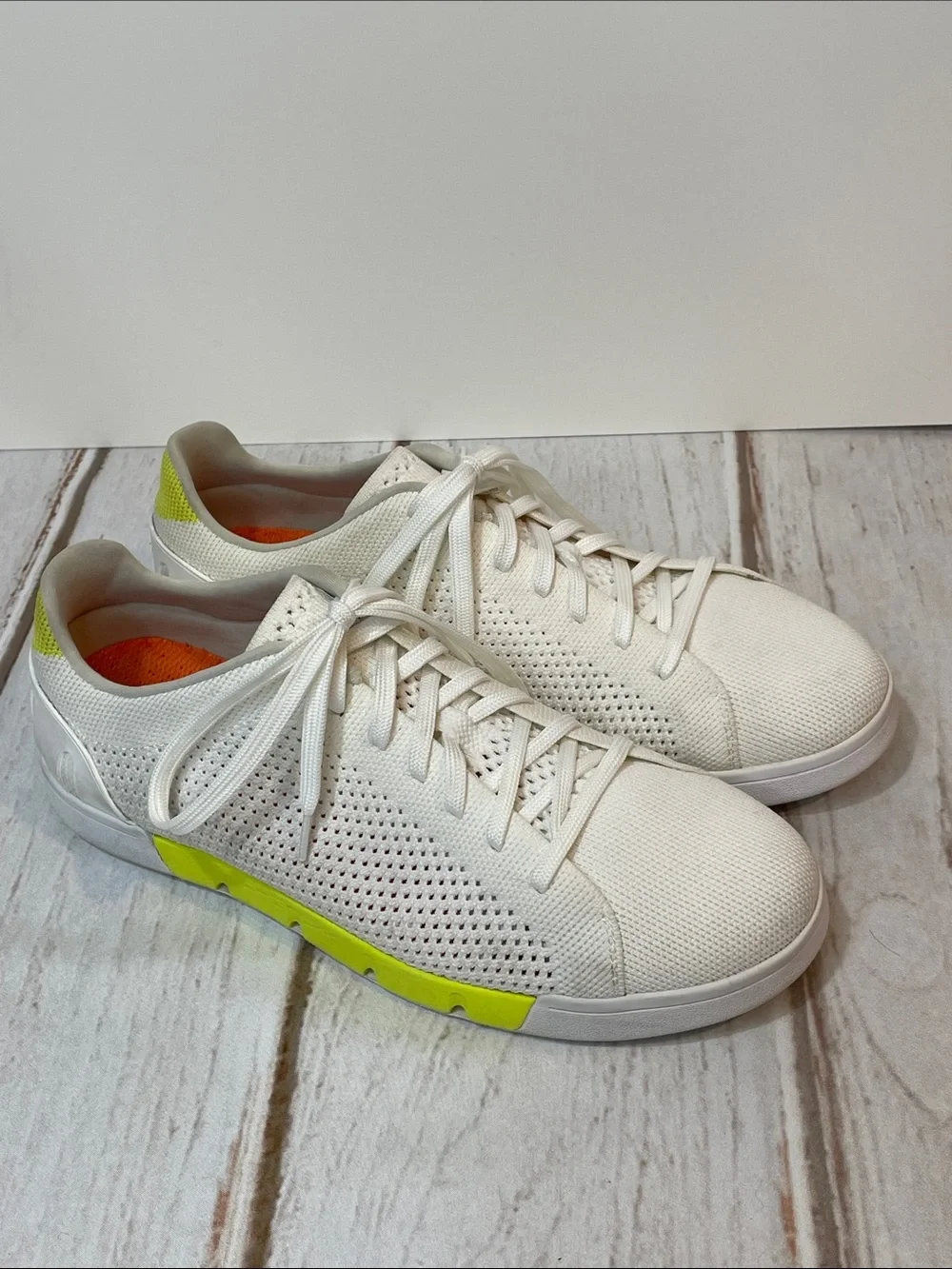 SWIMS Mesh Water Sneakers Mens 8.5 Neon Yellow Washable Lightweight Lace up